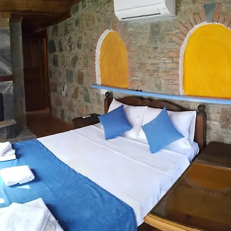 Hotel Tas Konak