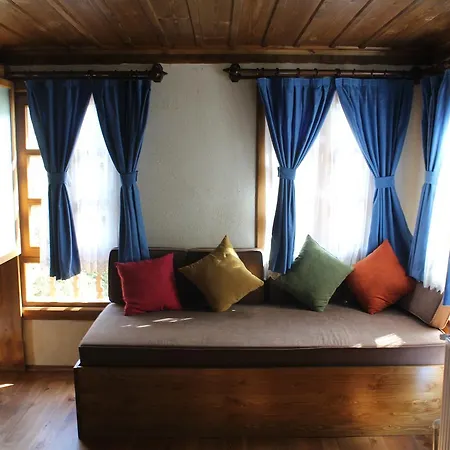 Hotel Tas Konak 3*